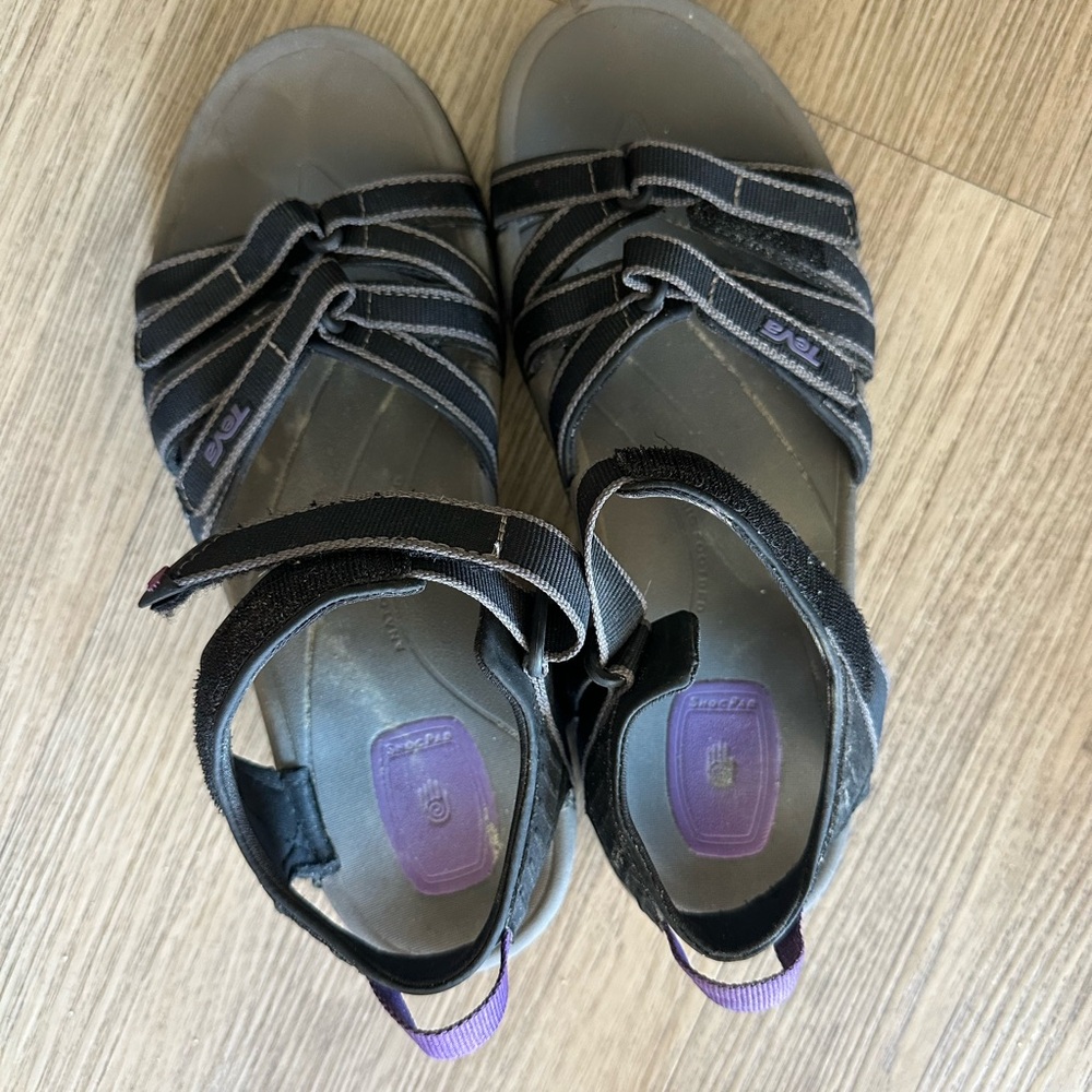 Teva TirraSandal Black and Gray Strappy Sandals with Purple Insole